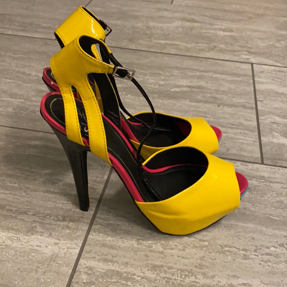 Yellow black with pink trim heels